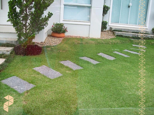Pisos e Caminhos para seu Jardim 11 pedra miracema pisante para jardim paisagismo piso de pedra curitiba sao paulo 3