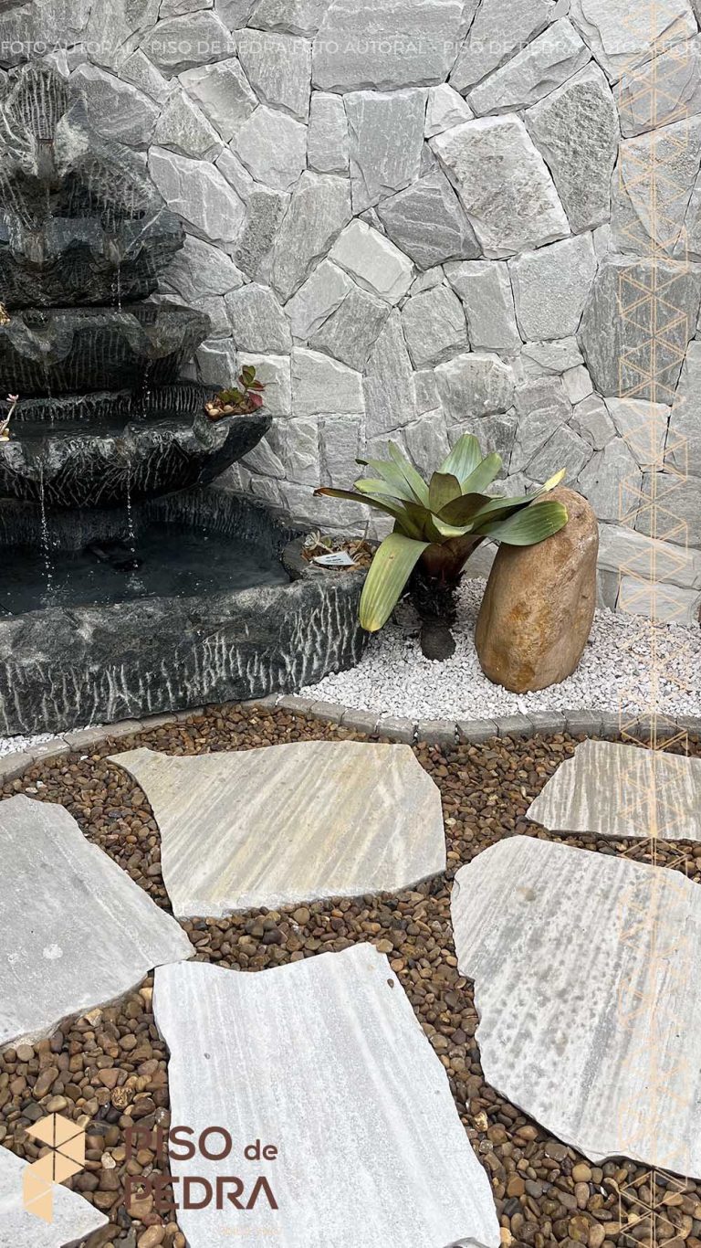 santorini-stone-irregular-organic-stone-cushioned-white-stone-greenish-stone-14