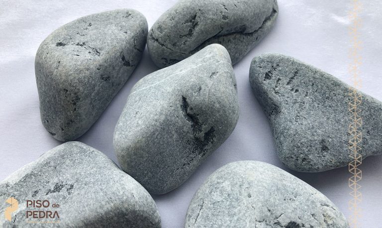 large-light-gray-pebble-for-garden-decoration-landscaping-stone-floor-5